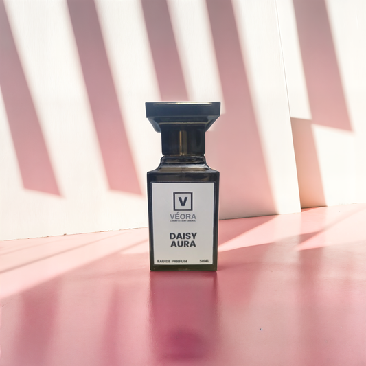 Daisy Aura - A Bloom of Elegance